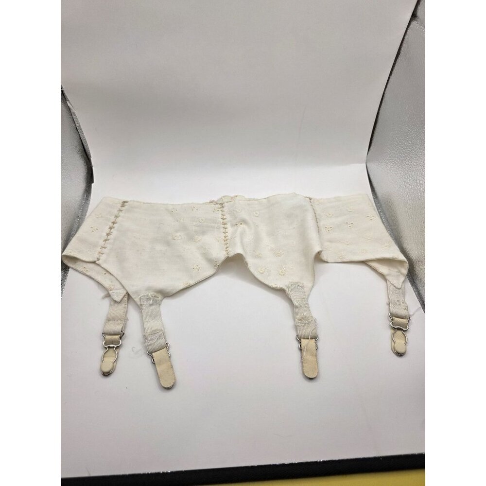 Vintage White Eyelet Cotton Garter Belt Lingerie 1950s Pinup Rockabilly
